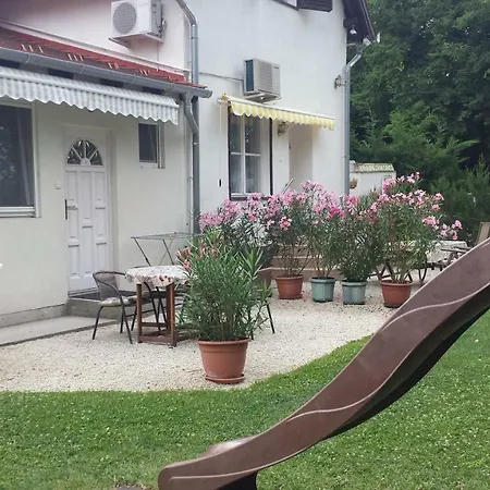 Apartman Krisztina *